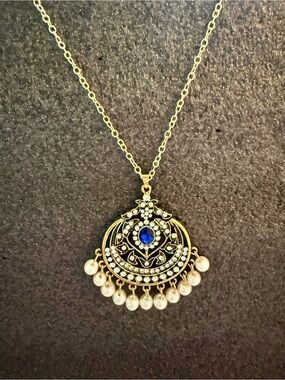 Amrita Singh Mughal Kundan Pendant Necklace Faux Polki Crystal Pearl Gold Tone